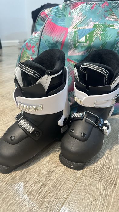 Лыжныe ботинки детские
