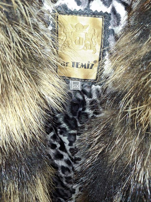 Черно кожено яке