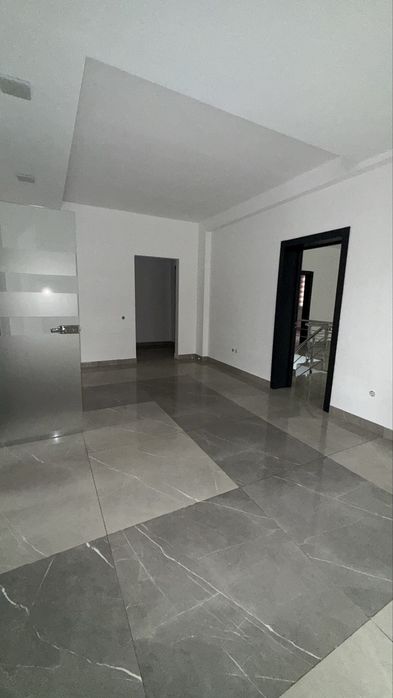 Сдается В Аренду 560м2 Ракят Боши