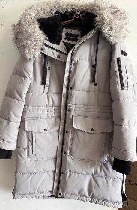 bcbgmaxazria Зимняя куртка из США