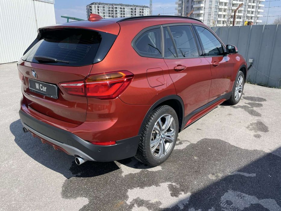 BMW X1 2.5 първи собственик