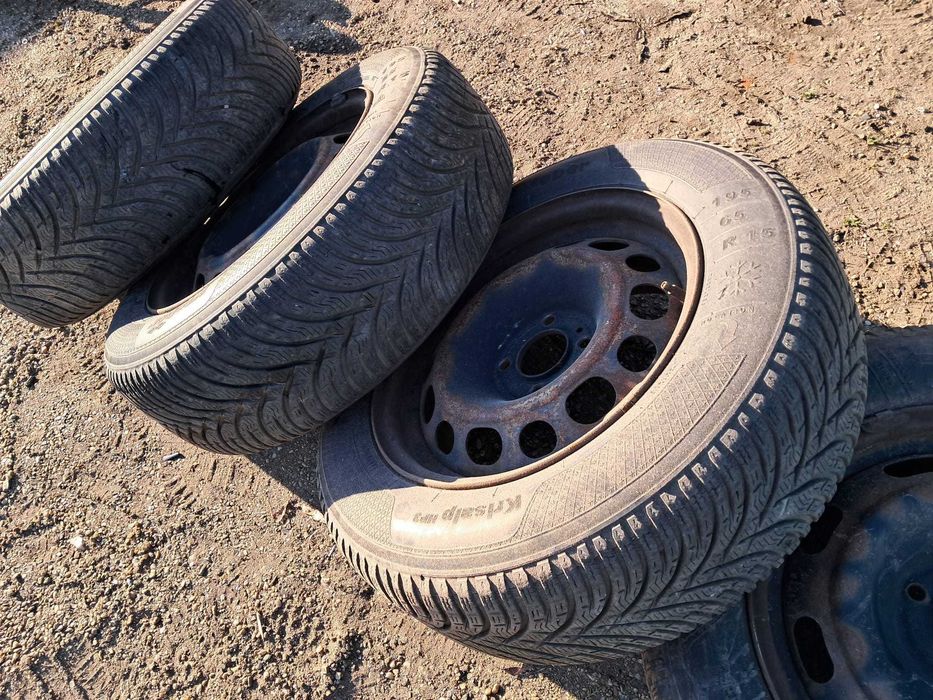 Peugeot 308 Citroen C4, set roti cu jante de tabla si cauciucuri pe 15