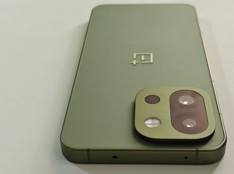 Смартфон oneplus 13s