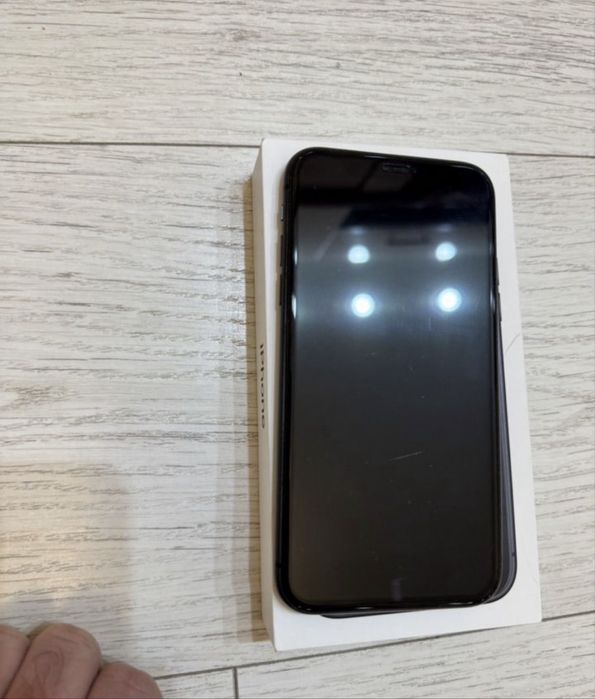 iPhone 11 128GB с гарантией