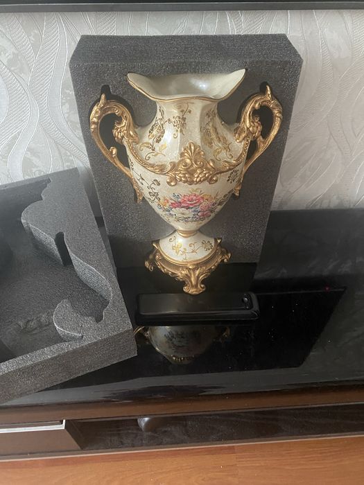 Цветочная ваза элитная