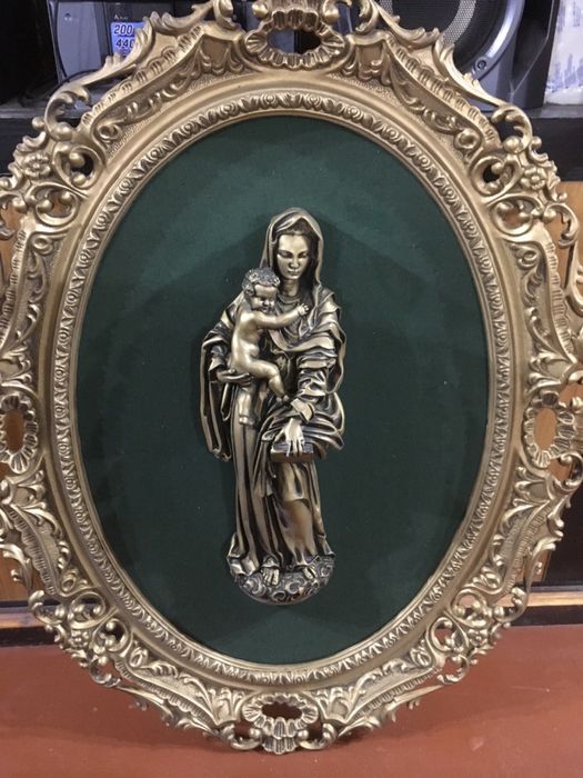 Продается антиквар