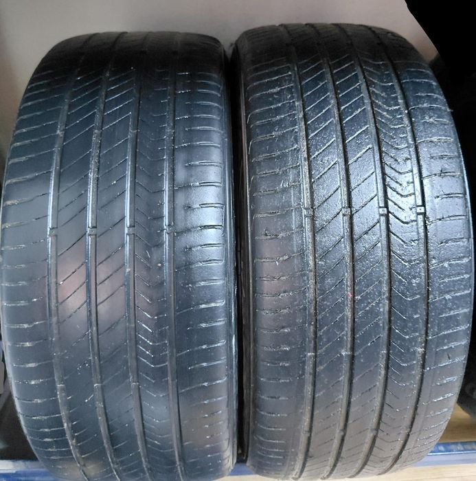 235/45/18 Корейский покрышка