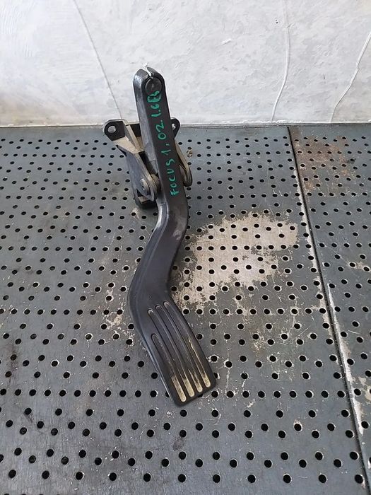 Pedala acceleratie ford focus 1 daw dbw