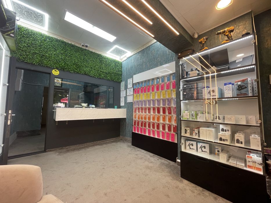 Predau afacere la cheie Amanet si service GSM