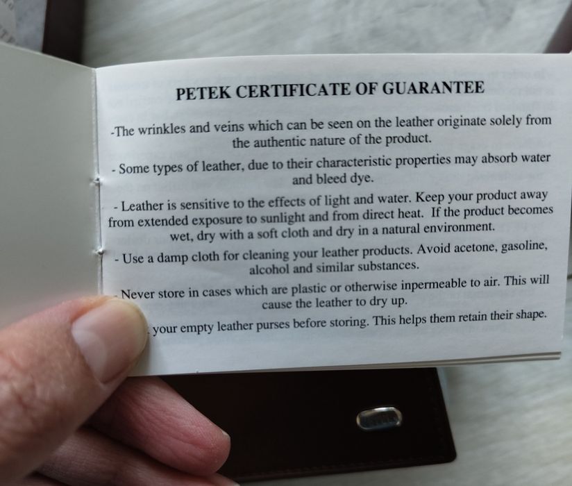 PETEK - картодържател,визитник с отделение за банкноти