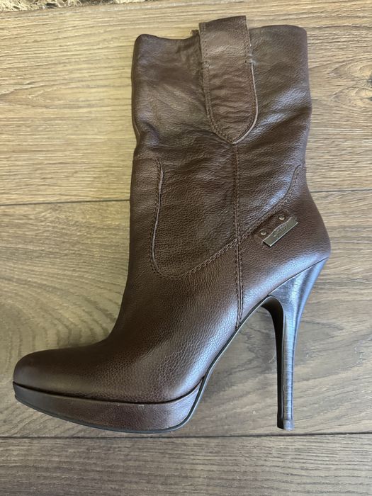 Кожаные полусапоги Guess 37р