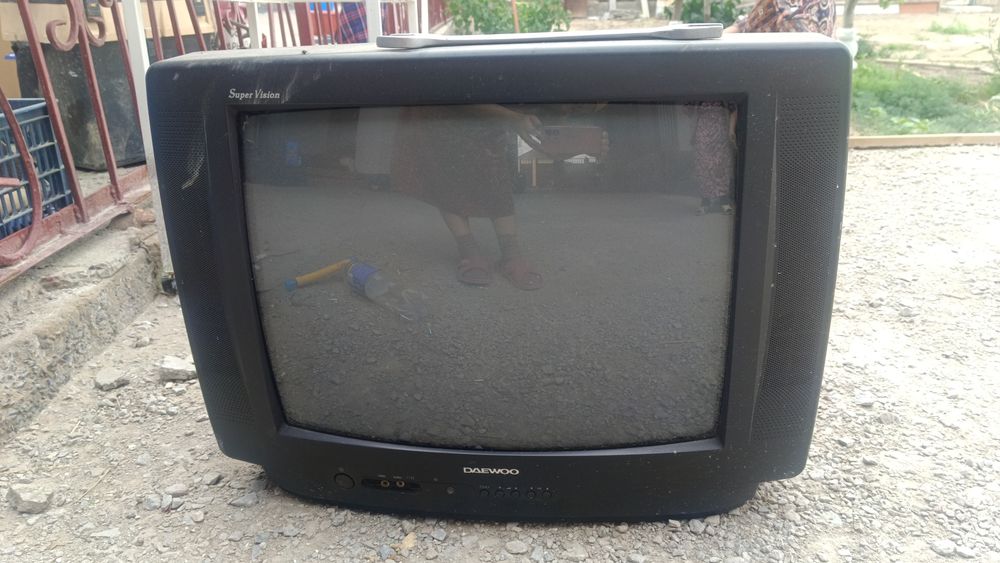 Daewoo телевизор