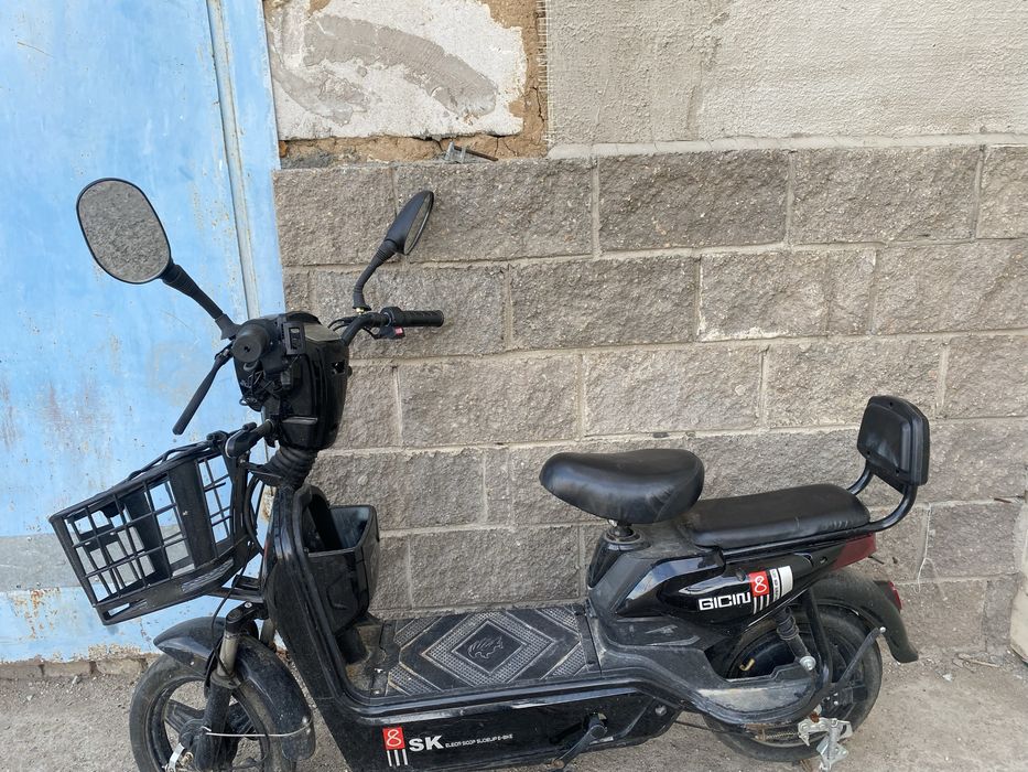 продам электро скутер мопед