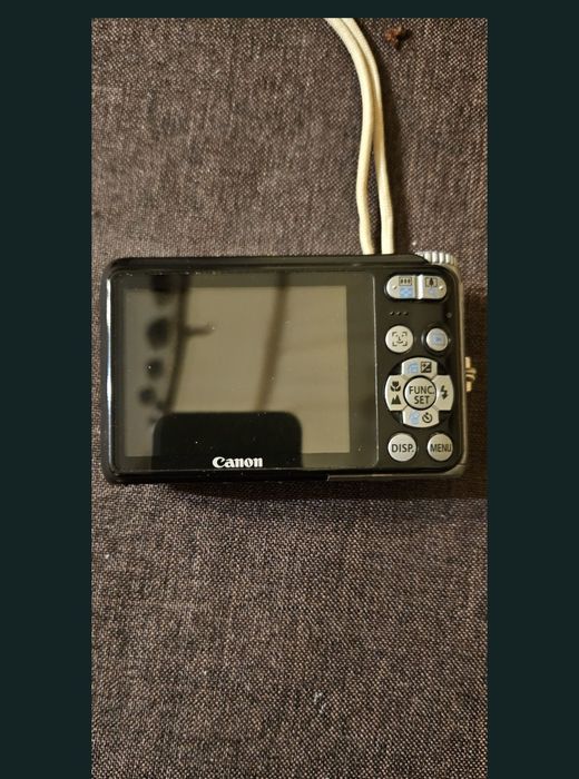 Фотоапарат Canon