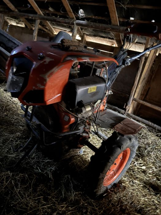 Vand motocultor de 10 cp