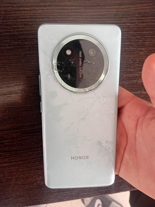 Хонор х 60 про 256 гб обмен есть желательно на айфон 11 и выше