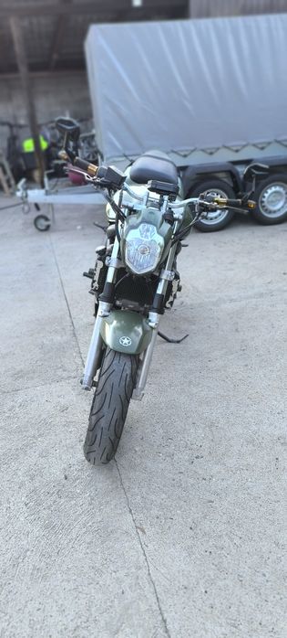 Motocicleta Suzuki sv650
