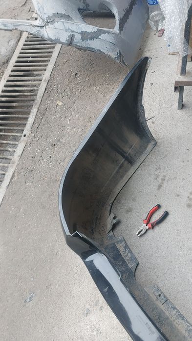 Задний бампер приора универсал