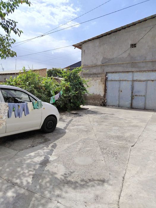 Qoʻliqda 12.5 sot 7 ta xona 140 kv² sotiladi toshkent shahri