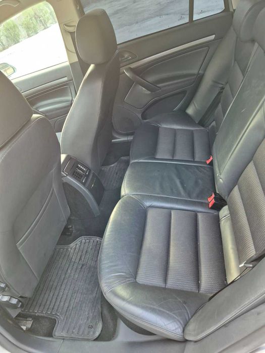 ПРОДАВАМ Skoda Oktavia