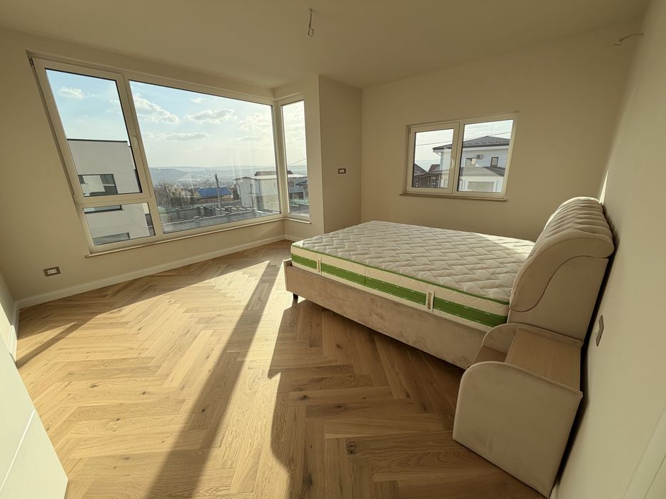 Casă de lux cu 6 ari suceava