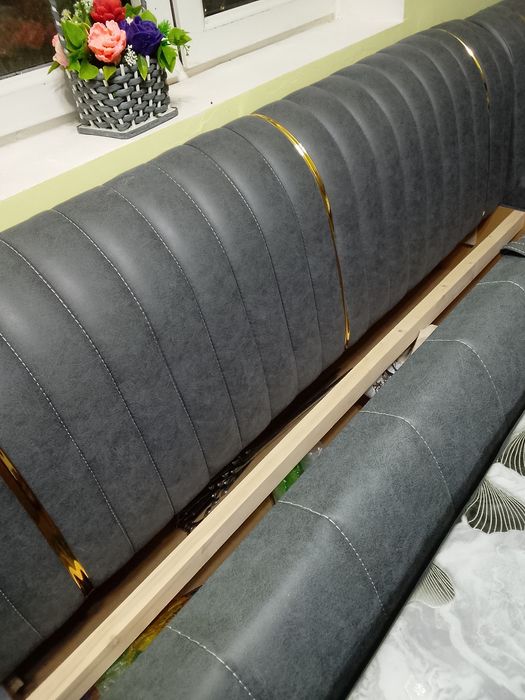 Кухонный уголок продается