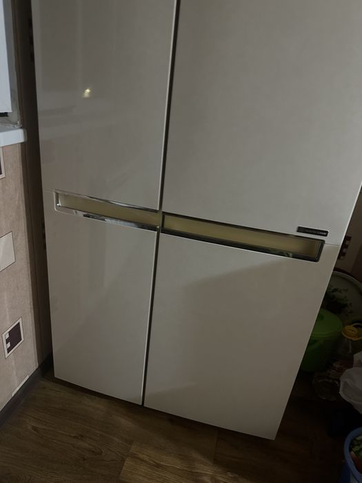 Продается холодильник