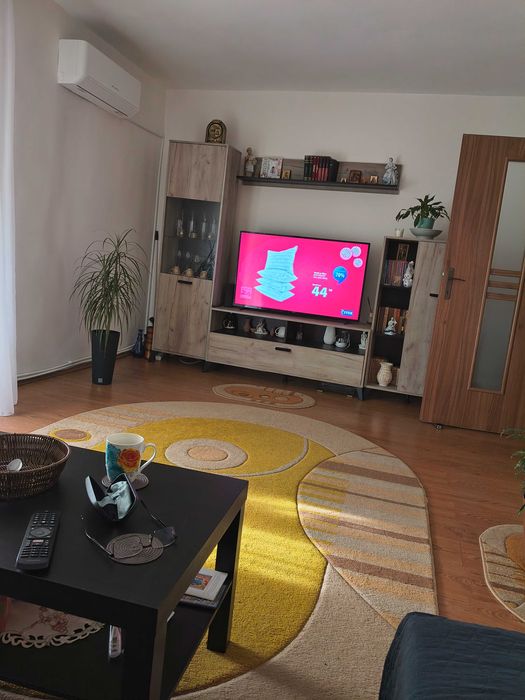 Apartament 2 camere, 2 balcoane zona gării
