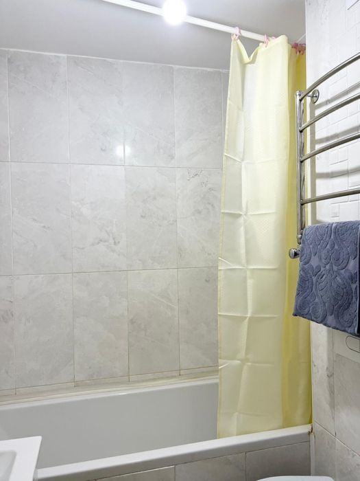 Квартира посуточно Абая 130