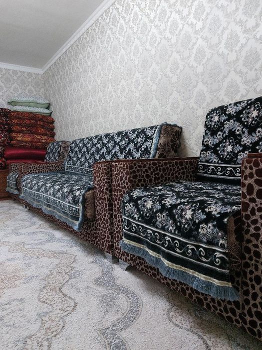 Диван кресло сотилади срочно