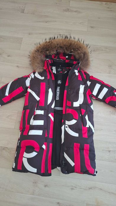 Зимний пуховик на девочку