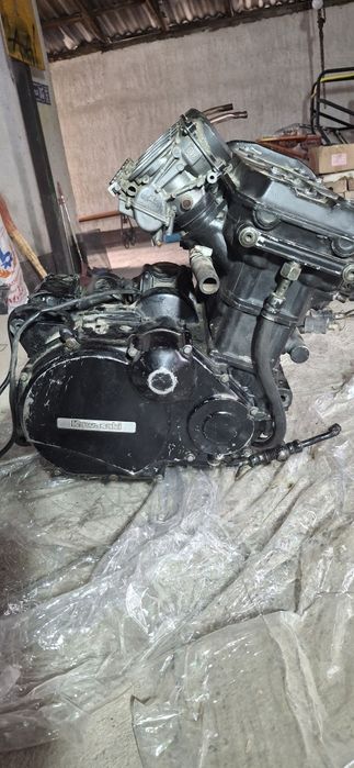 Двигатель Kawasaki zzr1100