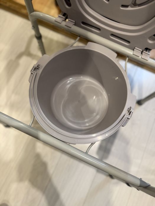 Санитарный стул-туалет