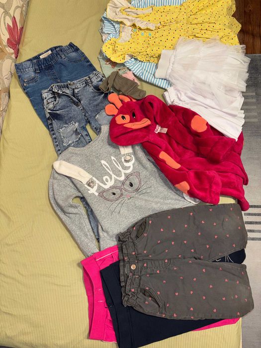 Продам пакет вещей на девочку