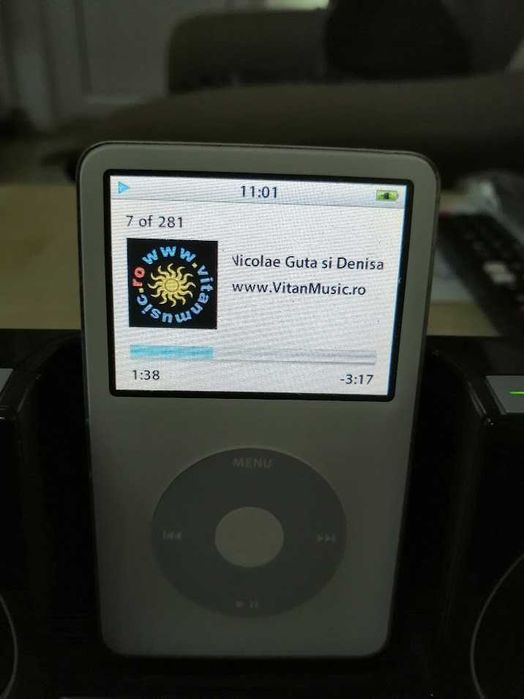 Dock station(Boxa portabilă) Logitech Pure-Fi Anywhere 2+IPod,30Gb.