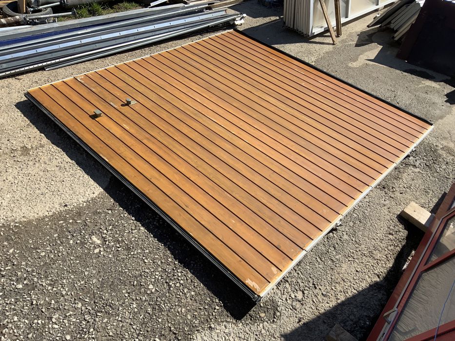 USA SECTIONALA INDUSTRIALA poarta garaj lemn rustic  H 310 x L304 Hormann