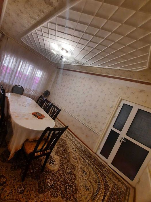 Продаётся 4х комн квартира на 2 этаже Ор-р  Дилкор 5 микрорайон