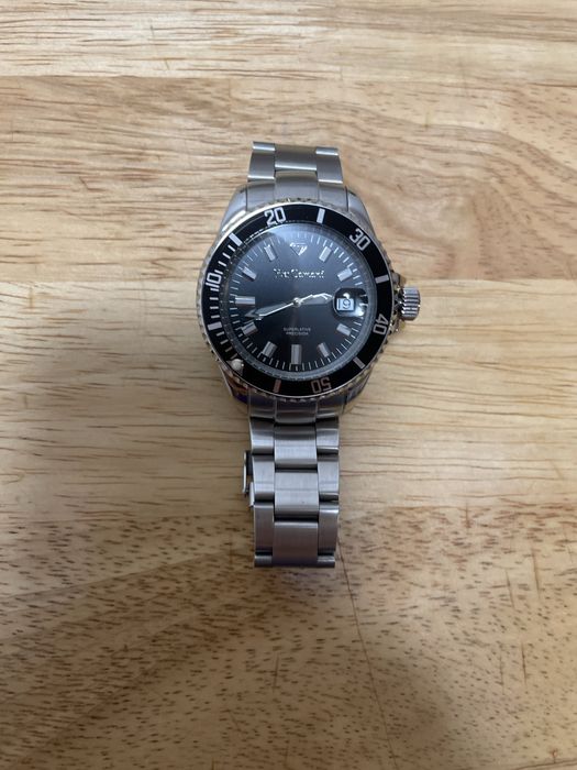 Часы Yves Camani