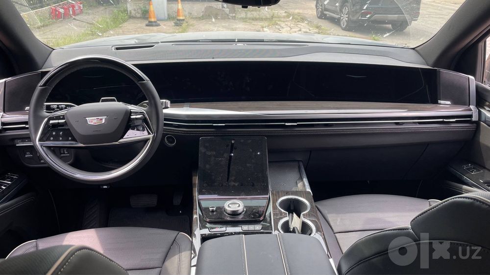 Cadillac Escalade ESV Long 2026