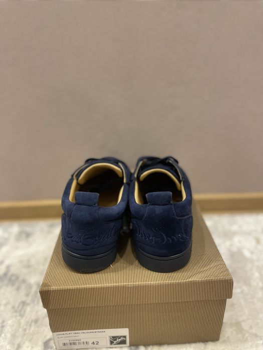 Продам лабутины синие