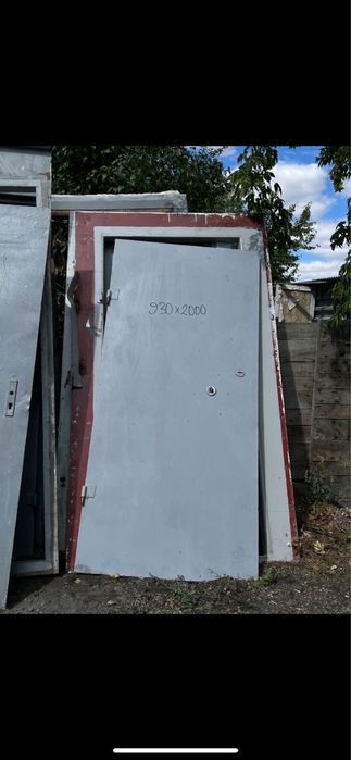 Двери металлические