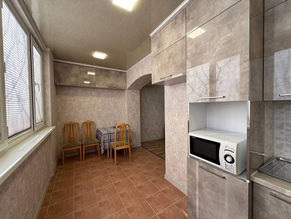 Паркенский 77-серия Площадь-80m2  3/3/4 Ремонт-Новый С/у-Раздельно