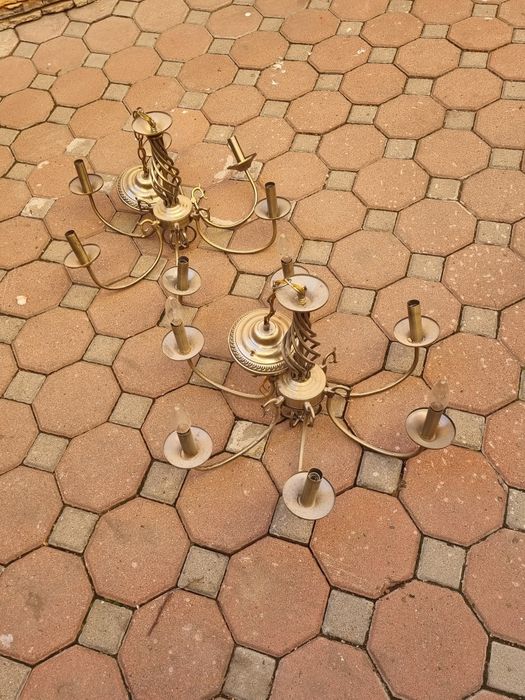 Продам старые люстры