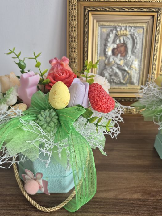 Aranjamente florale din ceara