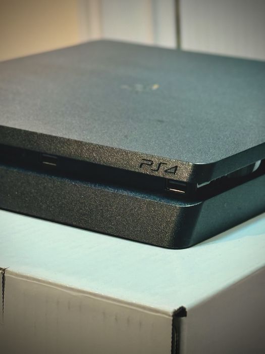 PlayStation 4 Slim 1Tb