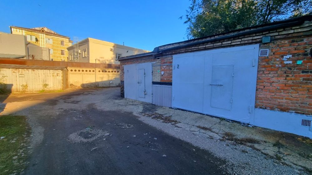 Гараж, район Крылова - Лихарева