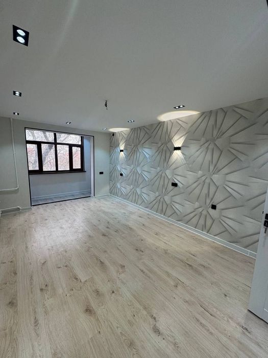 продаётся  3/3/5 Авиасозлар 4, балкон 2на6