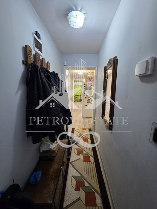 Продава се Четиристаен апартамент в Велинград - 104 кв.м за 589 €/кв.м - Снимка #11