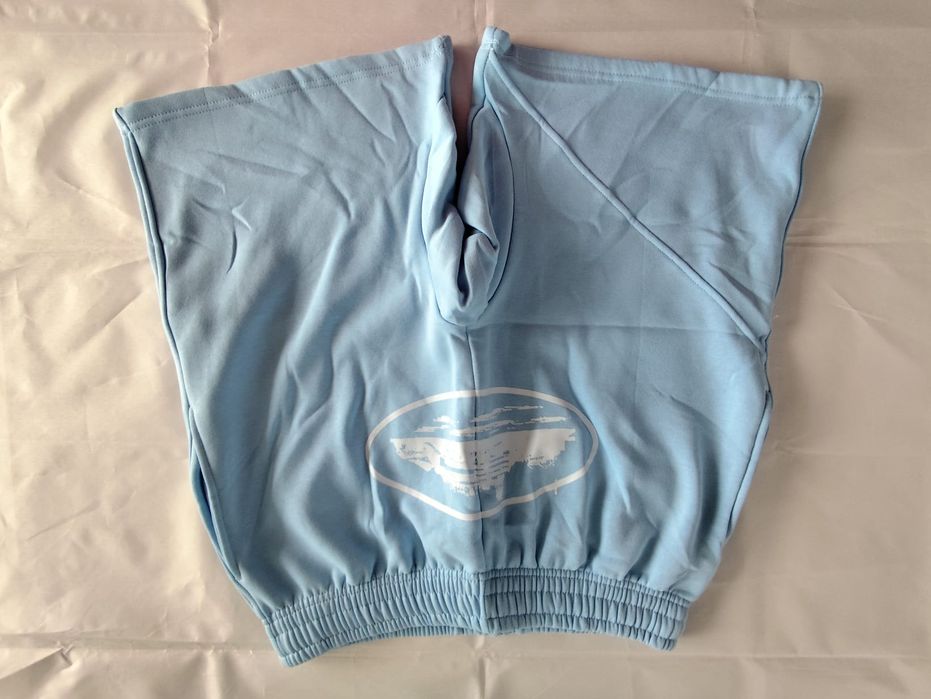 Pantaloni scurti Corteiz - Marimea L - Albastru deschis