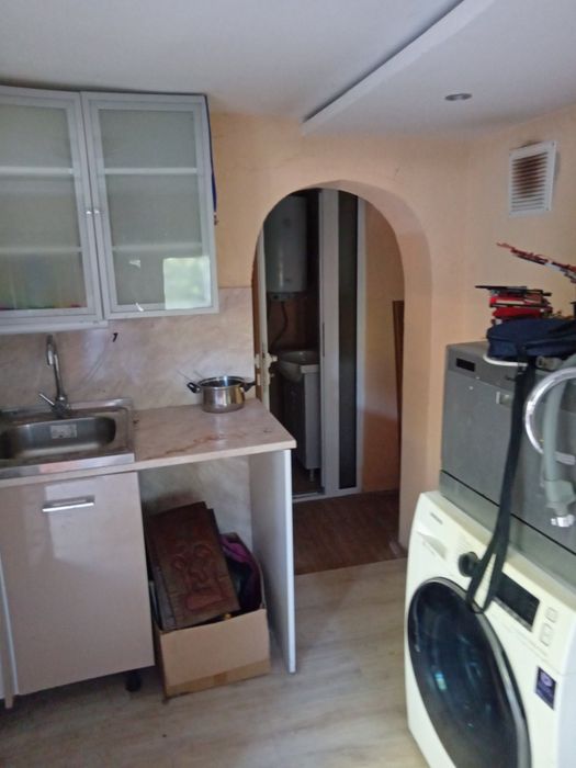 Продава се двуетажна вила в село Рударци, област Перник